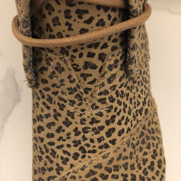 NEW Toms Wedge Bootie, Size 6.5, Color Cheetah - Picture 4 of 5